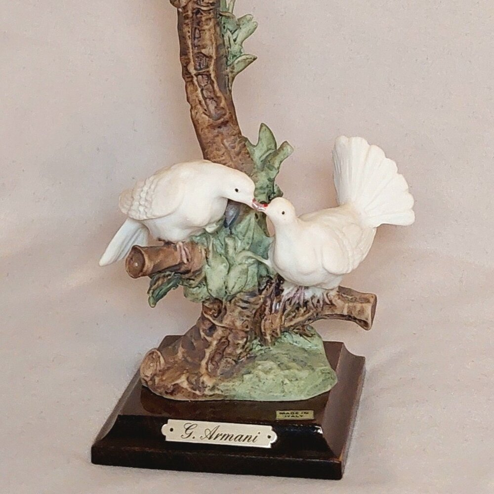 Giuseppe Armani "Three Doves" Vintage Home/Office Collectible Sculpture